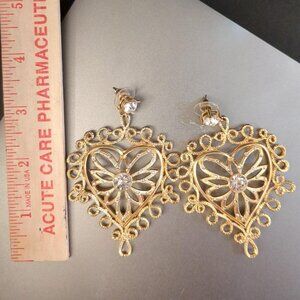 enchanting chunky gold heart romantic earrings